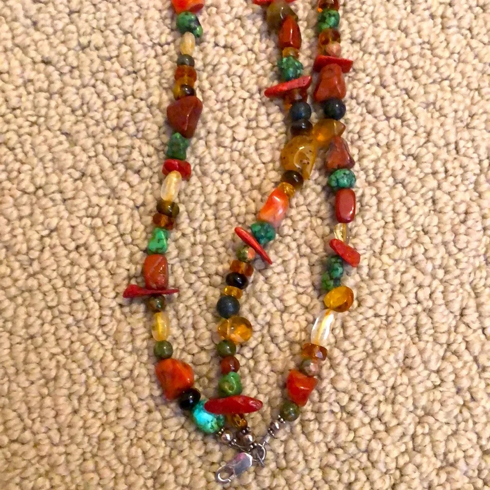 N/A beads more